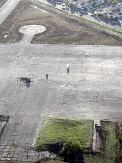 ground_crew_waiting_thumb.jpg