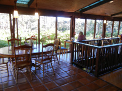 Volcano-Inn-breakfast-1_thumb.JPG