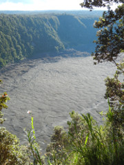 Volcano-Park-Kilauea-Iki-crater-from-north_thumb.JPG