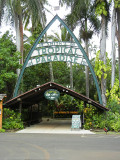 Luau_entrance_thumb.JPG