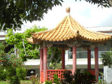 honolulu_pagoda_thumb.JPG
